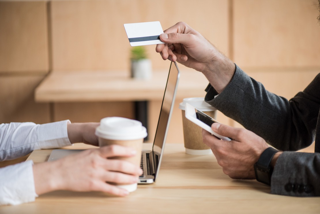 Тонкости выбора кредитной карты: как поймать выгоду?